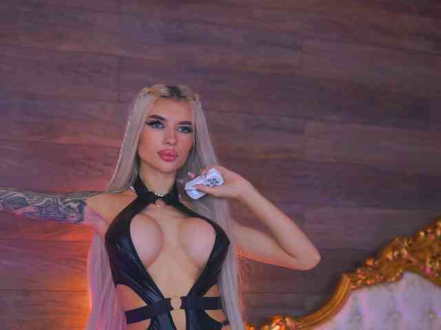 JuicyJessye JuicyJessye