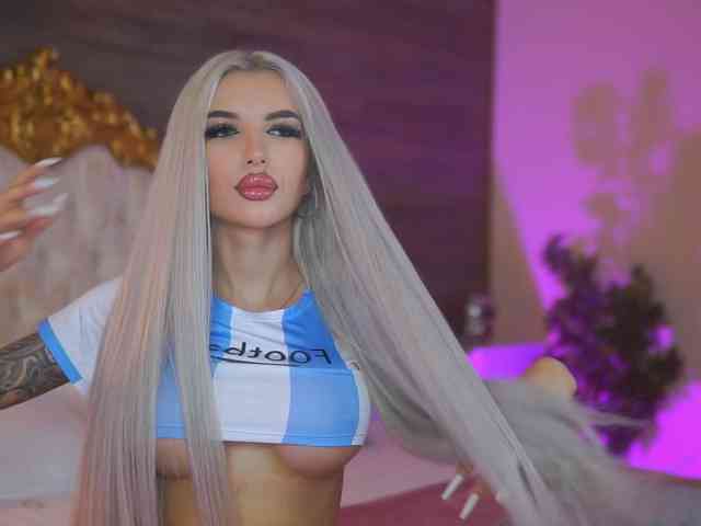 JuicyJessye webcam