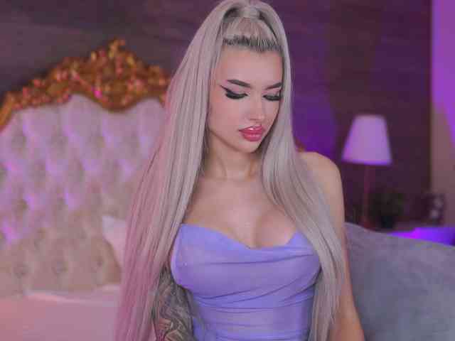 JuicyJessye webcam