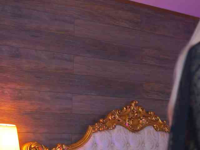 JuicyJessye JuicyJessye