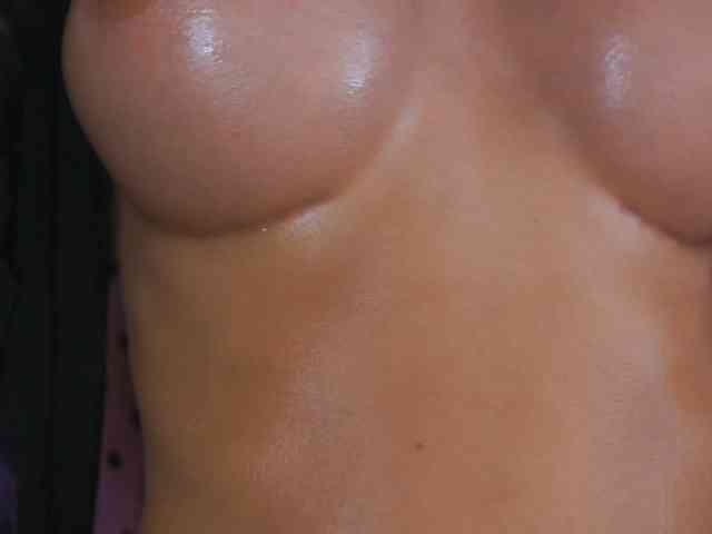JuicyJessye webcam