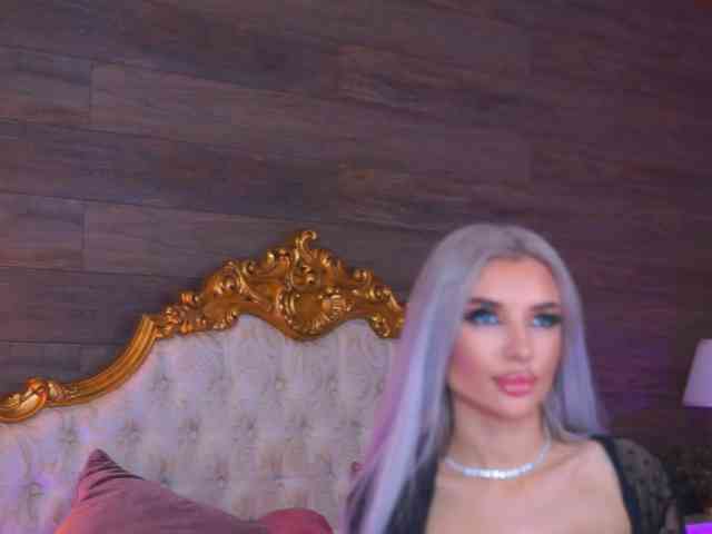 JuicyJessye Live Webcam on BongaCams