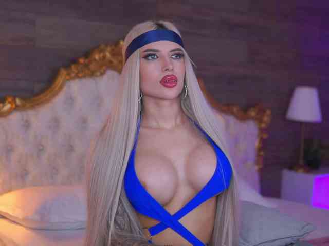 JuicyJessye webcam