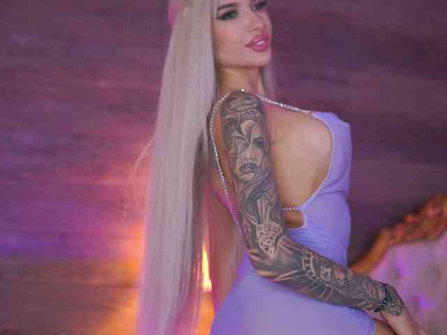 JuicyJessye webcam