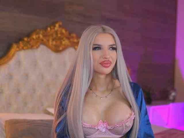 JuicyJessye webcam