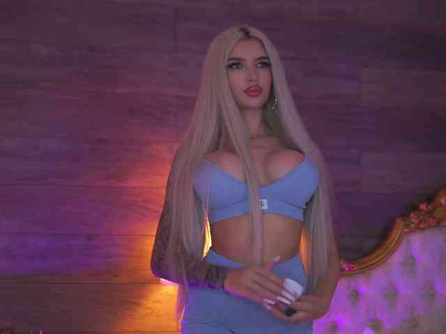 JuicyJessye webcam