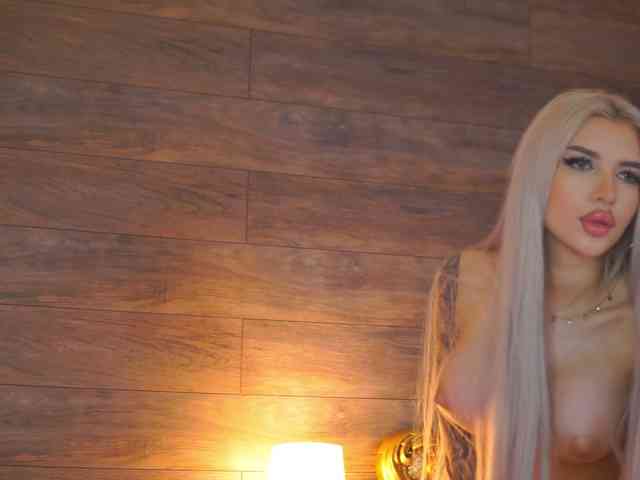JuicyJessye webcam