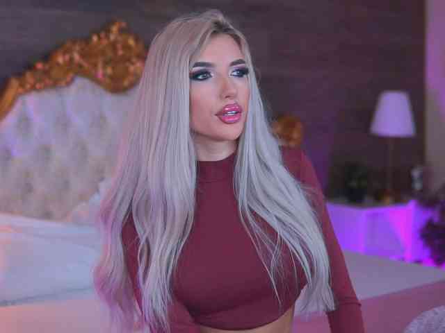 JuicyJessye webcam