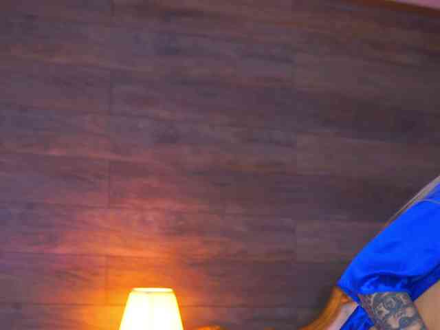 JuicyJessye JuicyJessye