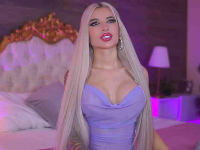 JuicyJessye webcam