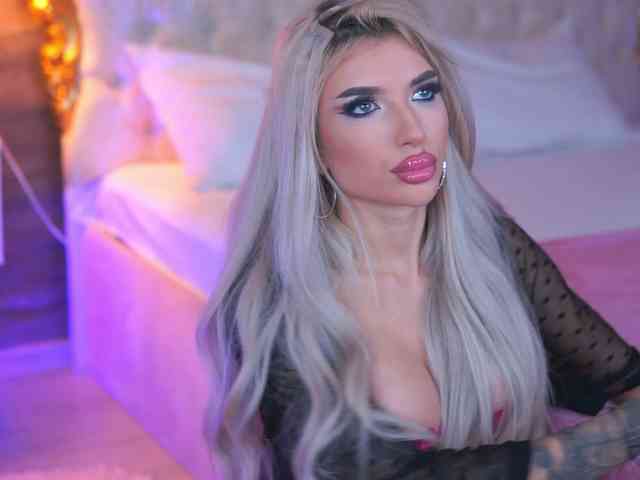 JuicyJessye webcam