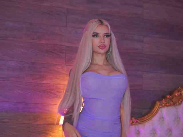 JuicyJessye webcam