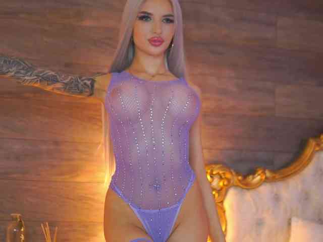 JuicyJessye webcam