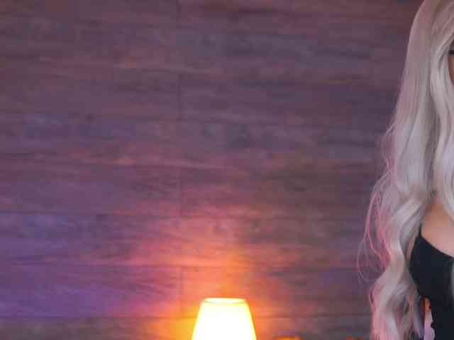 JuicyJessye webcam