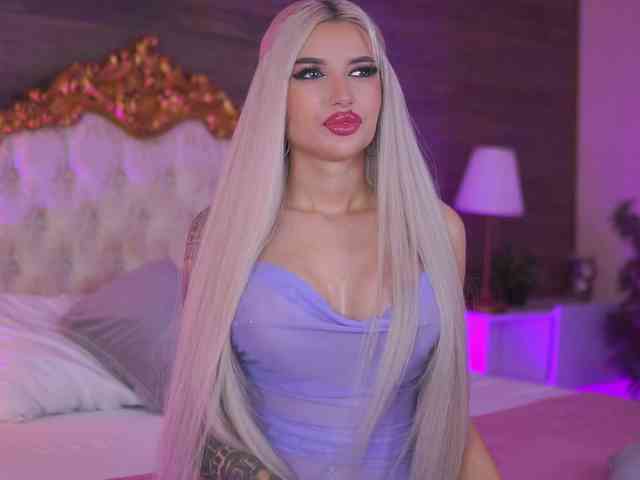 JuicyJessye webcam