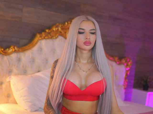 JuicyJessye webcam