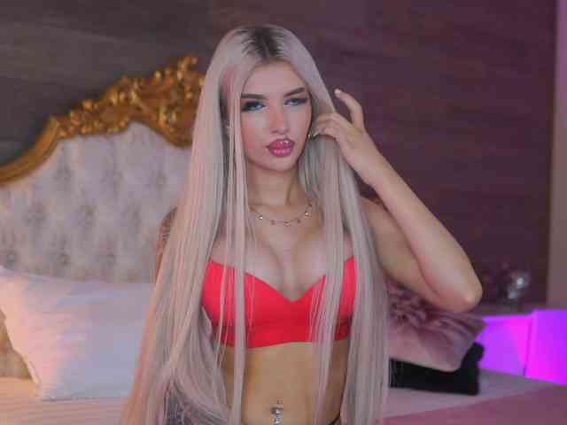 JuicyJessye webcam