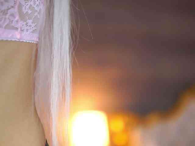 JuicyJessye webcam