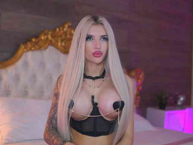 JuicyJessye webcam