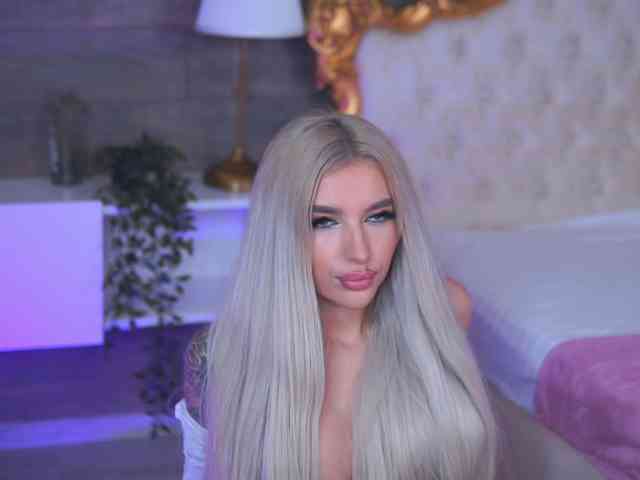 JuicyJessye Live Webcam on BongaCams