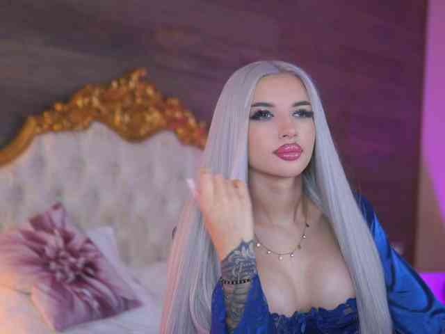 JuicyJessye webcam