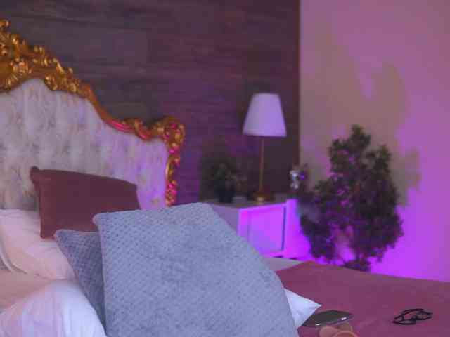 JuicyJessye JuicyJessye