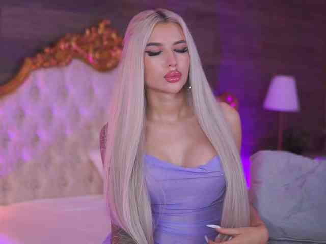 JuicyJessye webcam