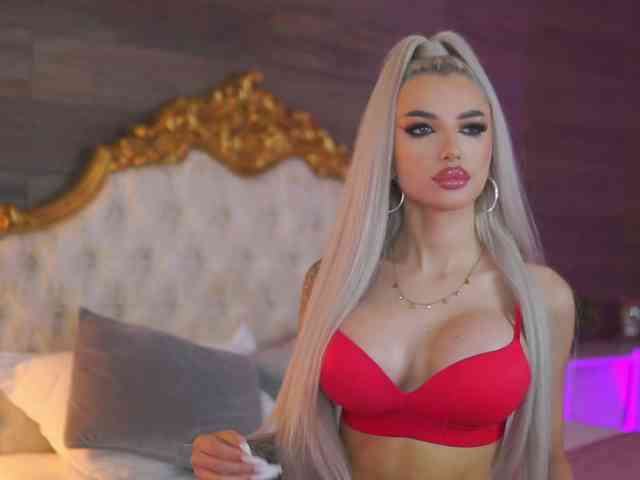 JuicyJessye webcam