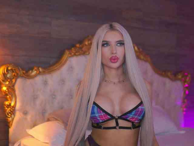 JuicyJessye webcam