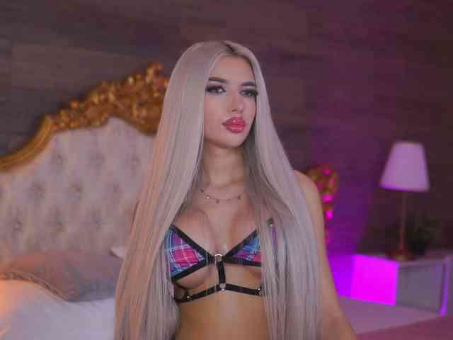 JuicyJessye webcam