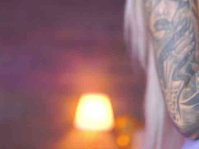 JuicyJessye webcam