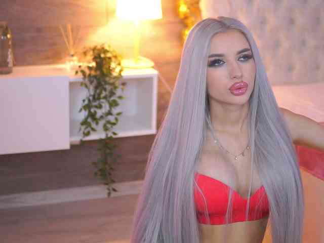 JuicyJessye webcam