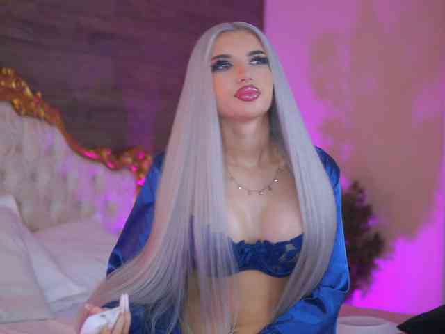 JuicyJessye webcam