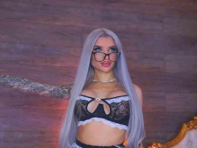 JuicyJessye JuicyJessye