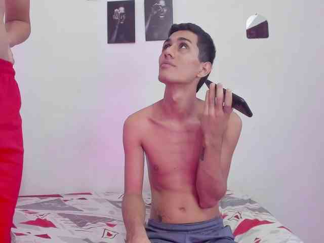 CoupleTwink12 CoupleTwink12