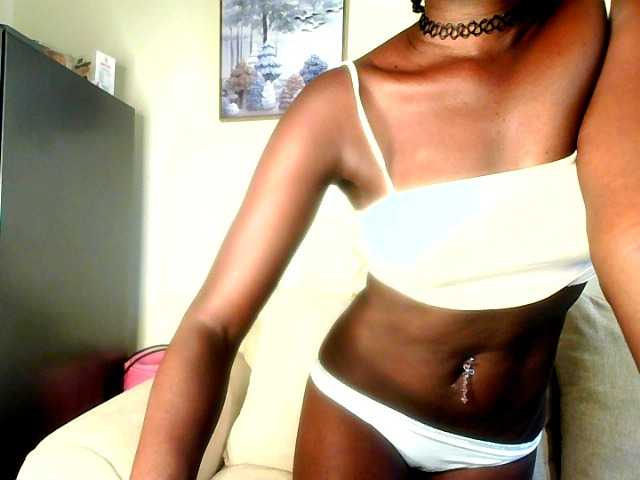 Esime08 webcam bongacams model stream image