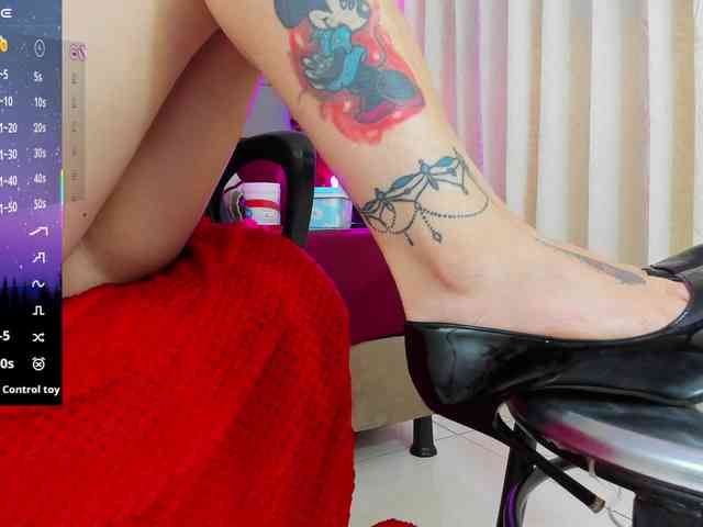 scarlethit scarlethit