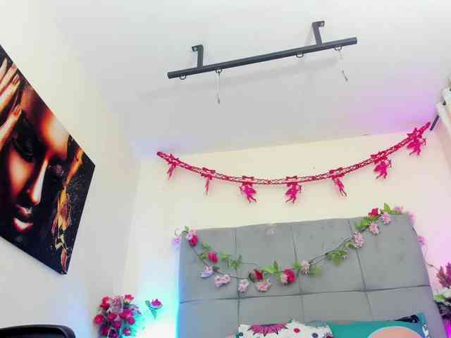 scarlethit scarlethit