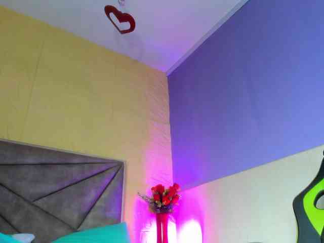 scarlethit webcam