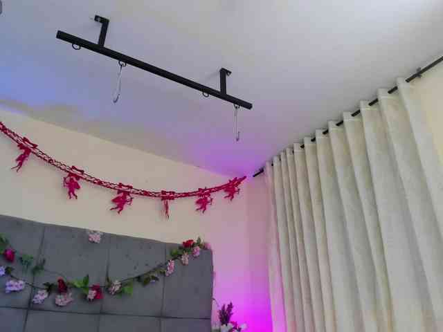 scarlethit scarlethit