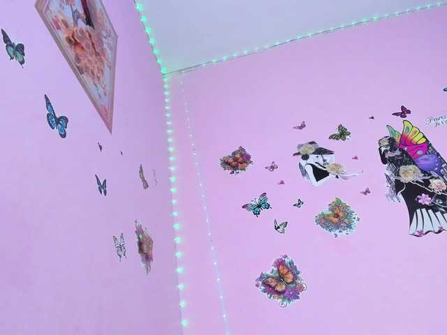 taylorlee's BongaCams show and profile