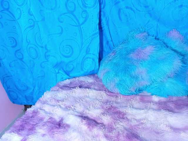 taylorlee's BongaCams show and profile