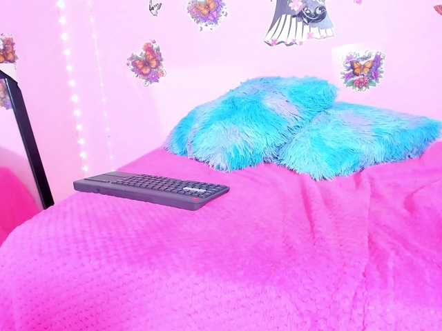 taylorlee's BongaCams show and profile