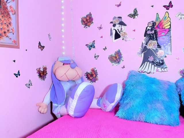 taylorlee's BongaCams show and profile