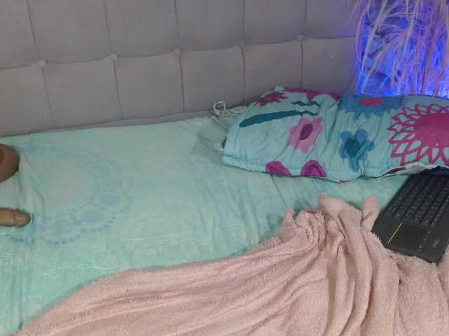 taylorlee's BongaCams show and profile