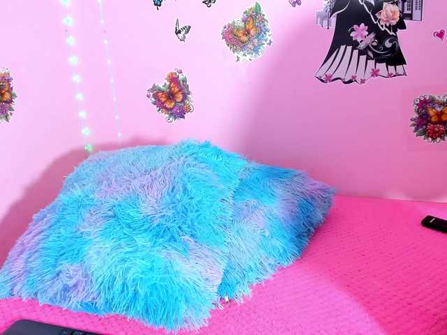 taylorlee's BongaCams show and profile