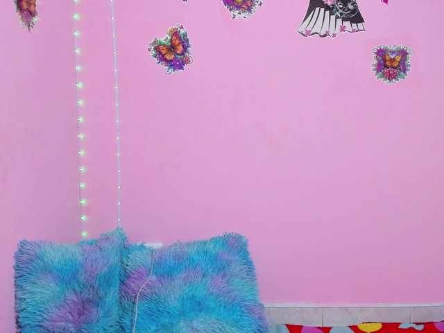 taylorlee's BongaCams show and profile