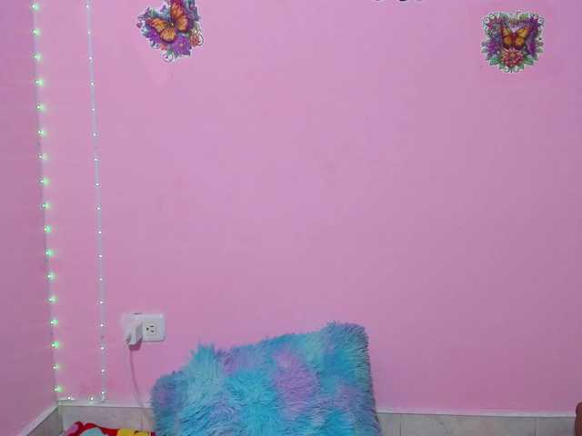 taylorlee's BongaCams show and profile