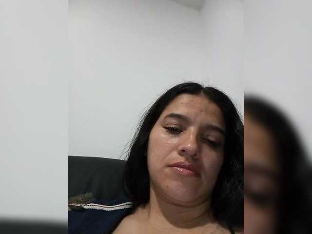 Min-Yuna's BongaCams show and profile