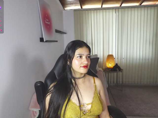 Min-Yuna's BongaCams show and profile